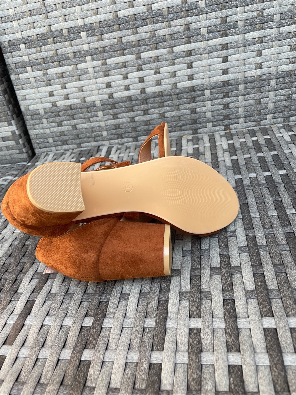 Allegra K Women’s Rust Suede Crisscross Block Heel Sandals - Picture 3 of 3